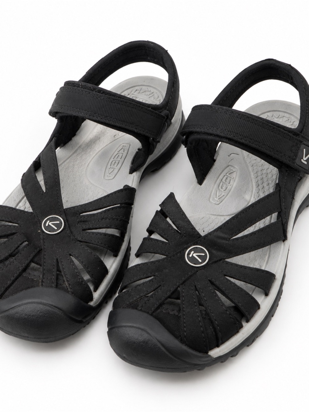 KEEN Whisper Women’s Black Closed Toe Sport Sandals Size 7